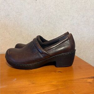 B.O.C. By Born Brown Leather Women's Peggy Clogs Size 10